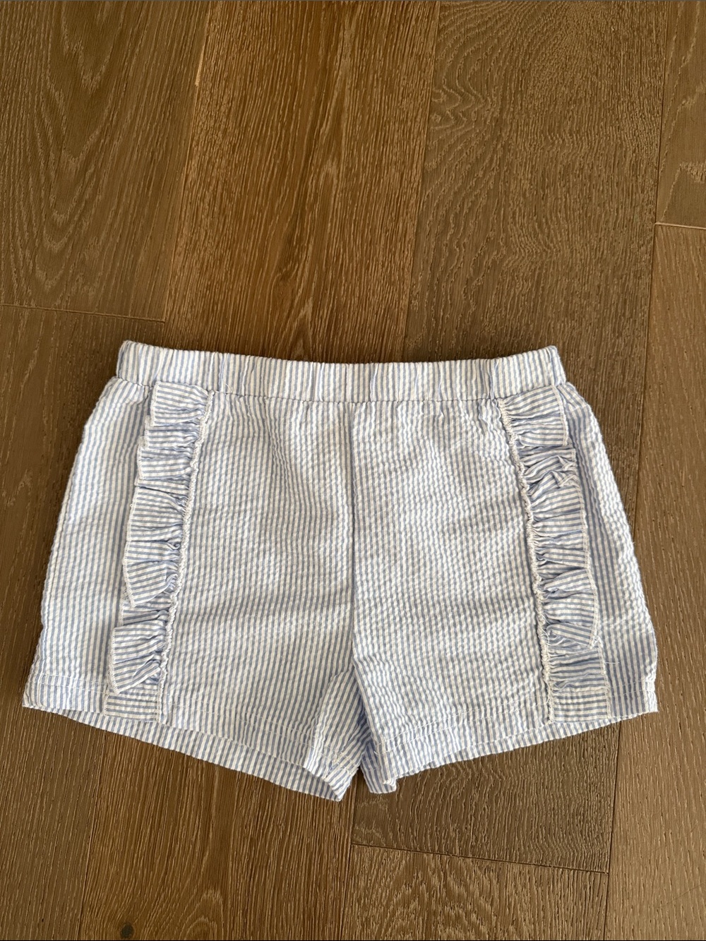 Girls First Impressions blue & white striped shorts. Size:4T. Gently Used.